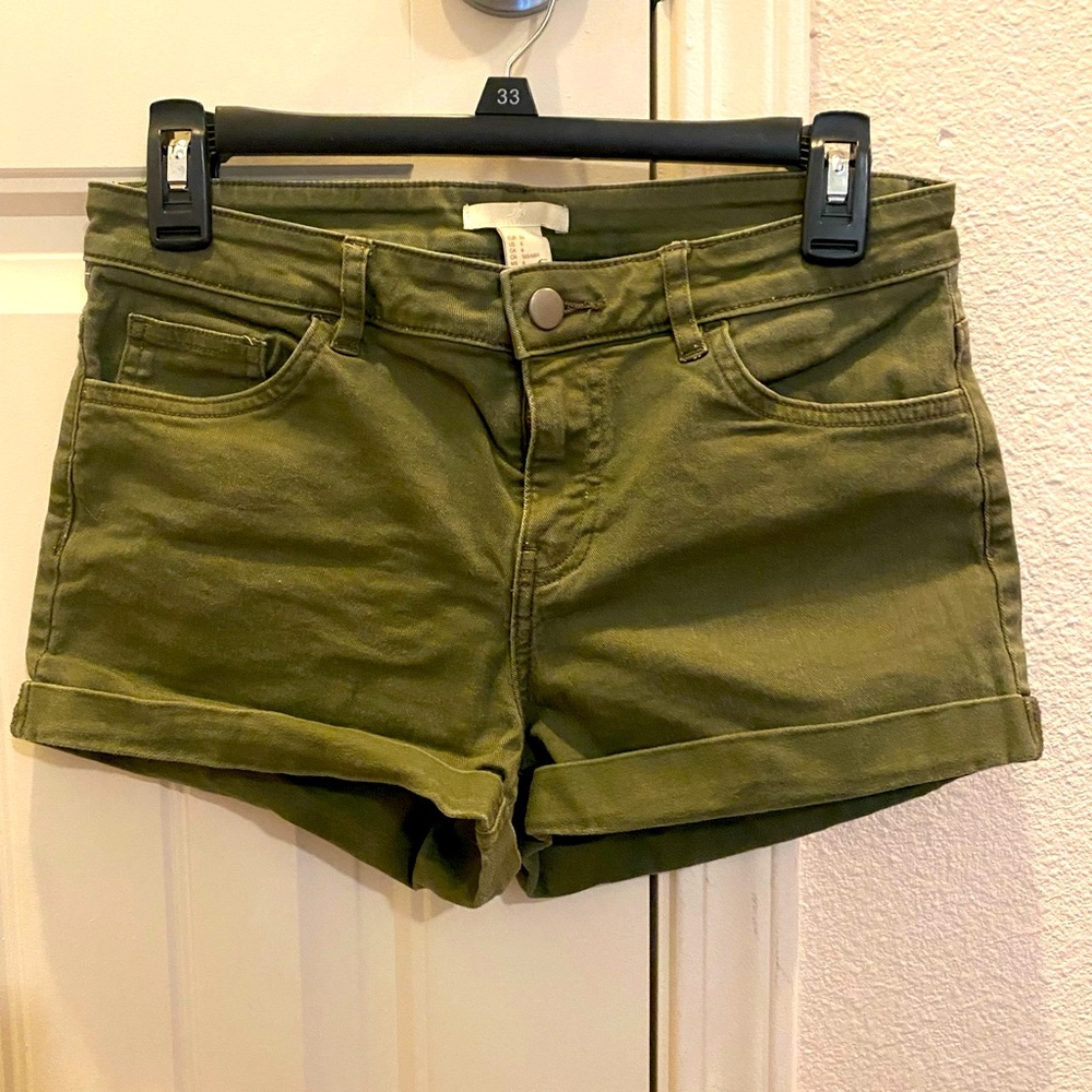 H&M Mid Rise Army Green Shorts